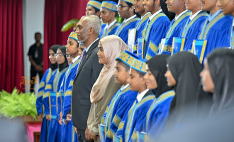 ޙާފިޡުން ދަސްވެނިވުމުގެ ރަސްމިއްޔާތު ޝަރަފުވެރިކޮށްދެއްވީ ރައީސްގެ ދެކަނބަލުން